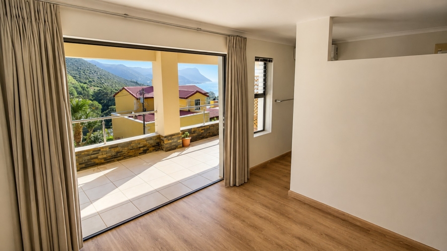 4 Bedroom Property for Sale in Admirals Kloof Western Cape